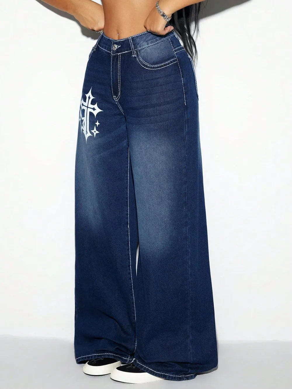 Pantalón Denim Pierna Ancha – Diseño Cruzado