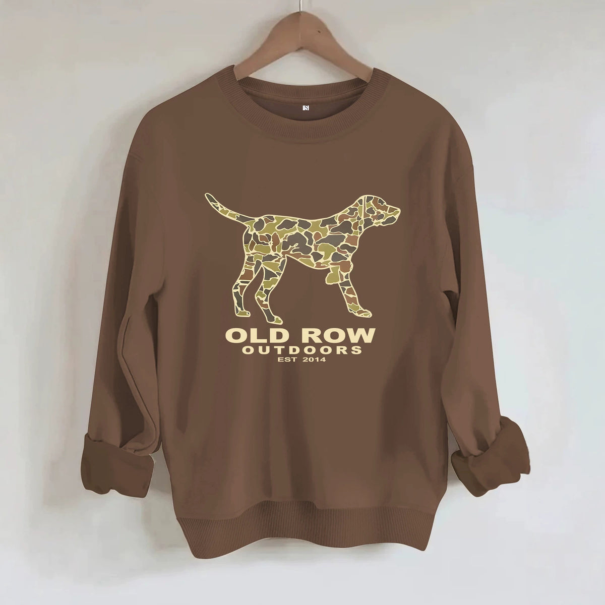 Round neck long sleeved sweatshirt