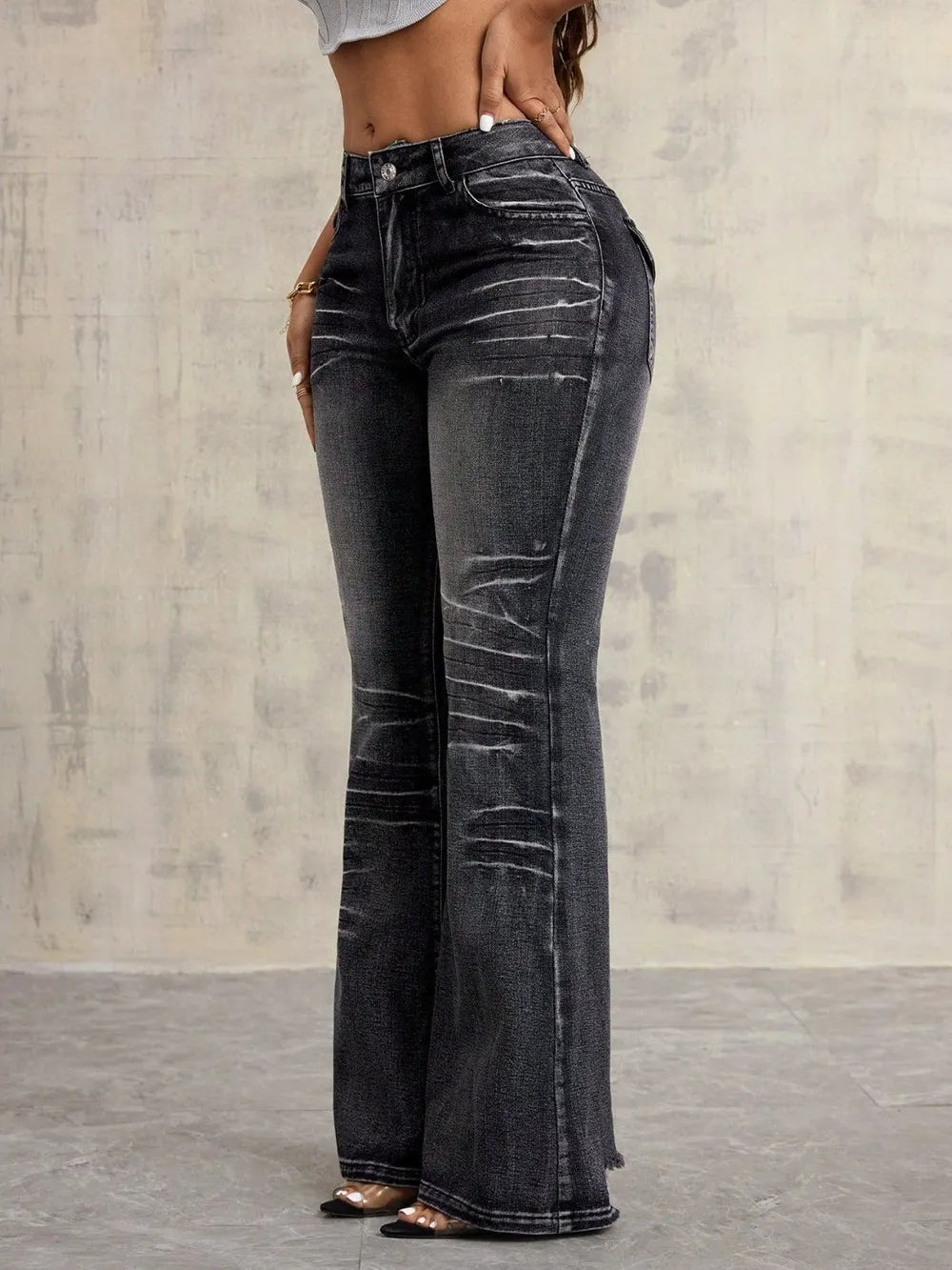 Jean Bootcut de Tiro Alto – Estilo Clásico